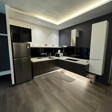 Mishal'S Homestay-Vista Bangi Studio Service Apartment Kajang Exterior photo