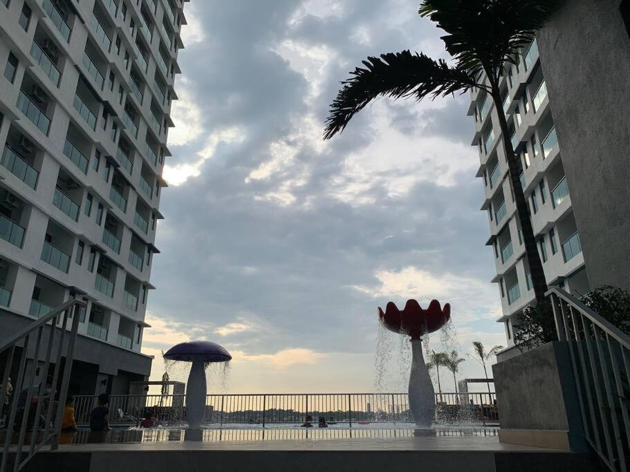 Mishal'S Homestay-Vista Bangi Studio Service Apartment Kajang Exterior photo